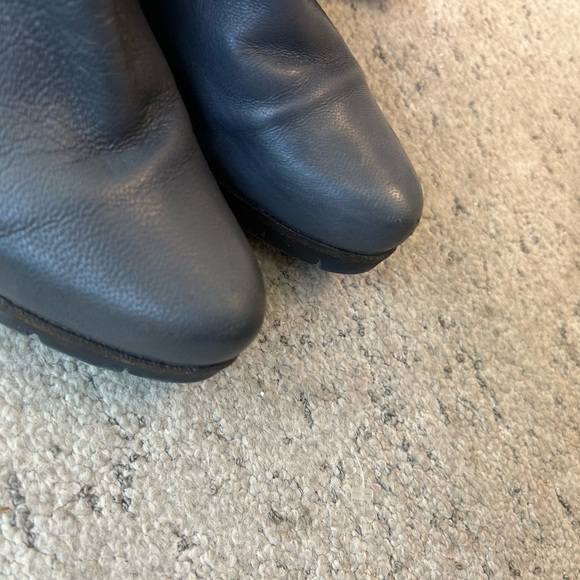 Felmini NWOT box size 38 (7.5) Gray Chunky Block Heel purple reptile accents - Picture 4 of 14